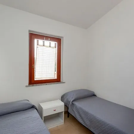 Cinta 7 Apartment *